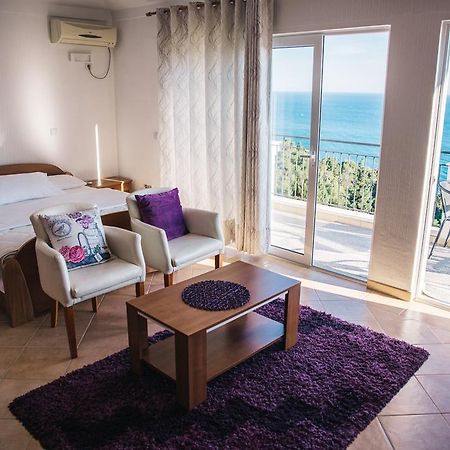Apartments Hollaj Ulcinj Exterior photo