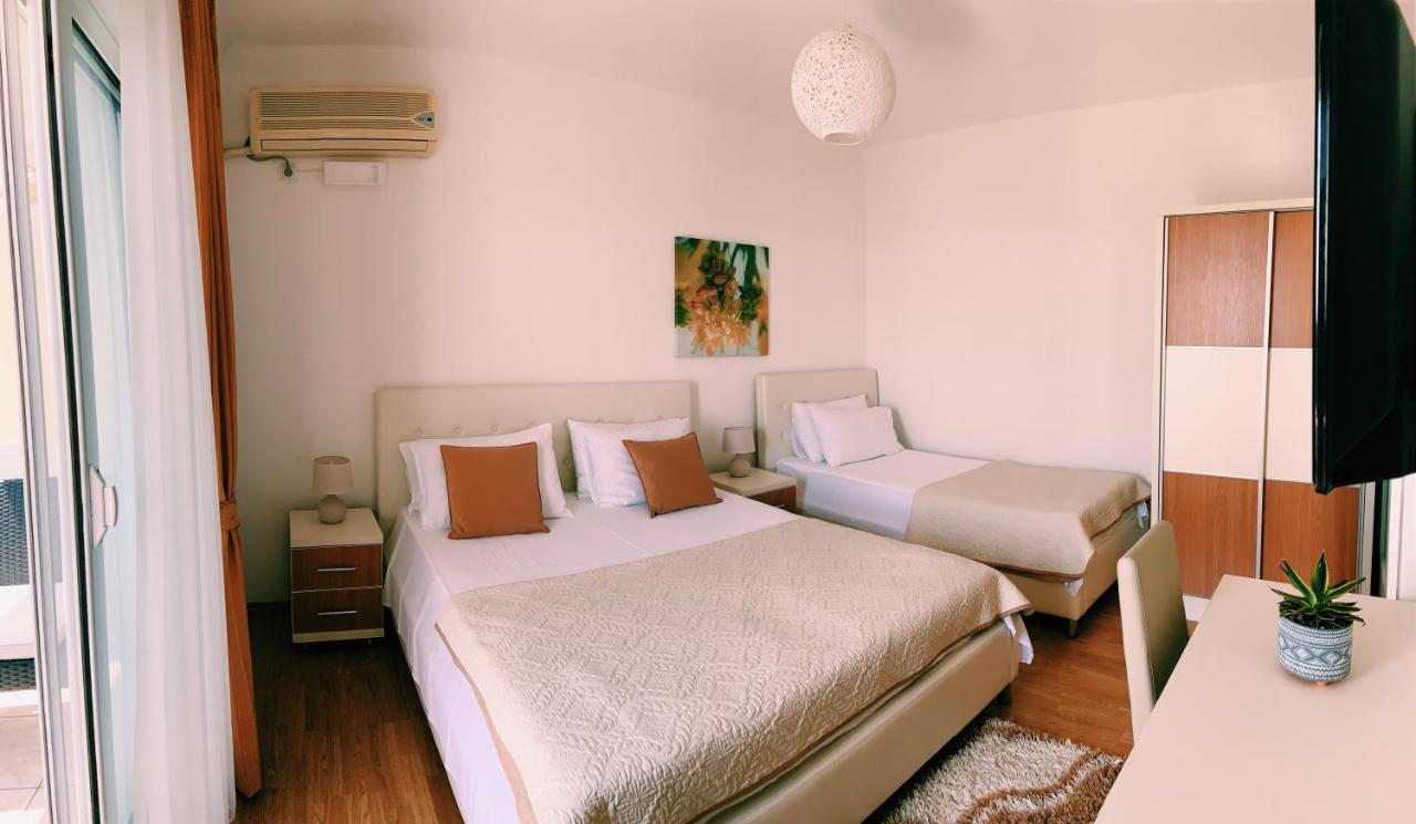 Apartments Hollaj Ulcinj Exterior photo