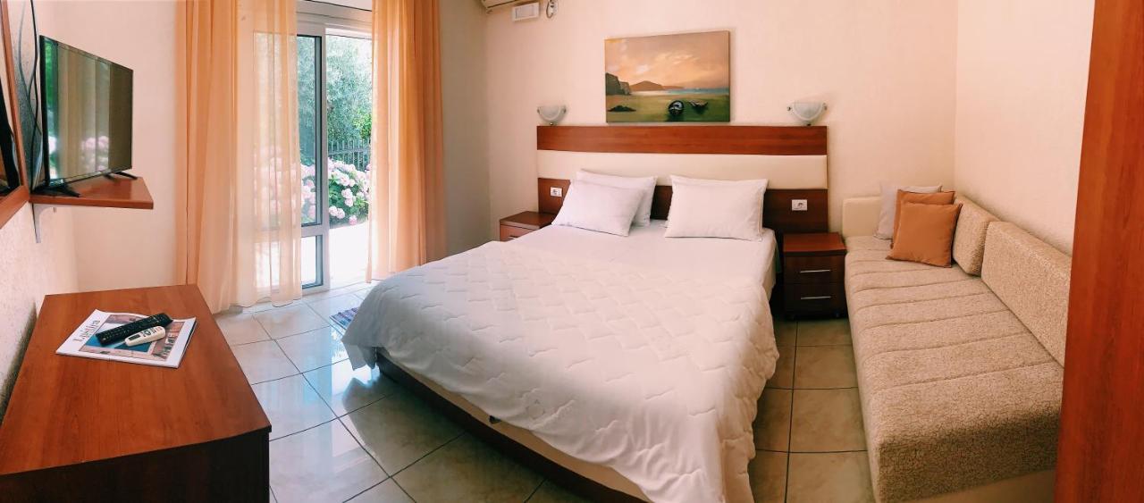 Apartments Hollaj Ulcinj Exterior photo