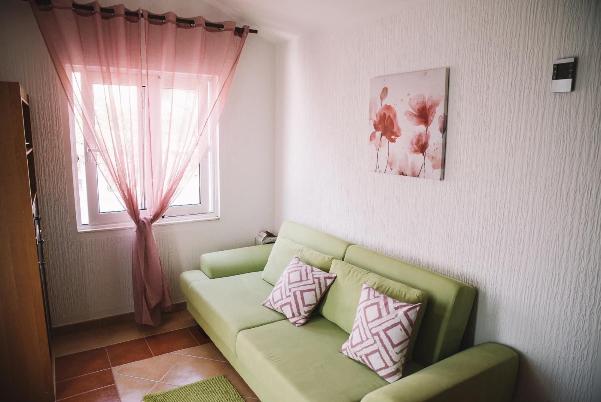 Apartments Hollaj Ulcinj Exterior photo