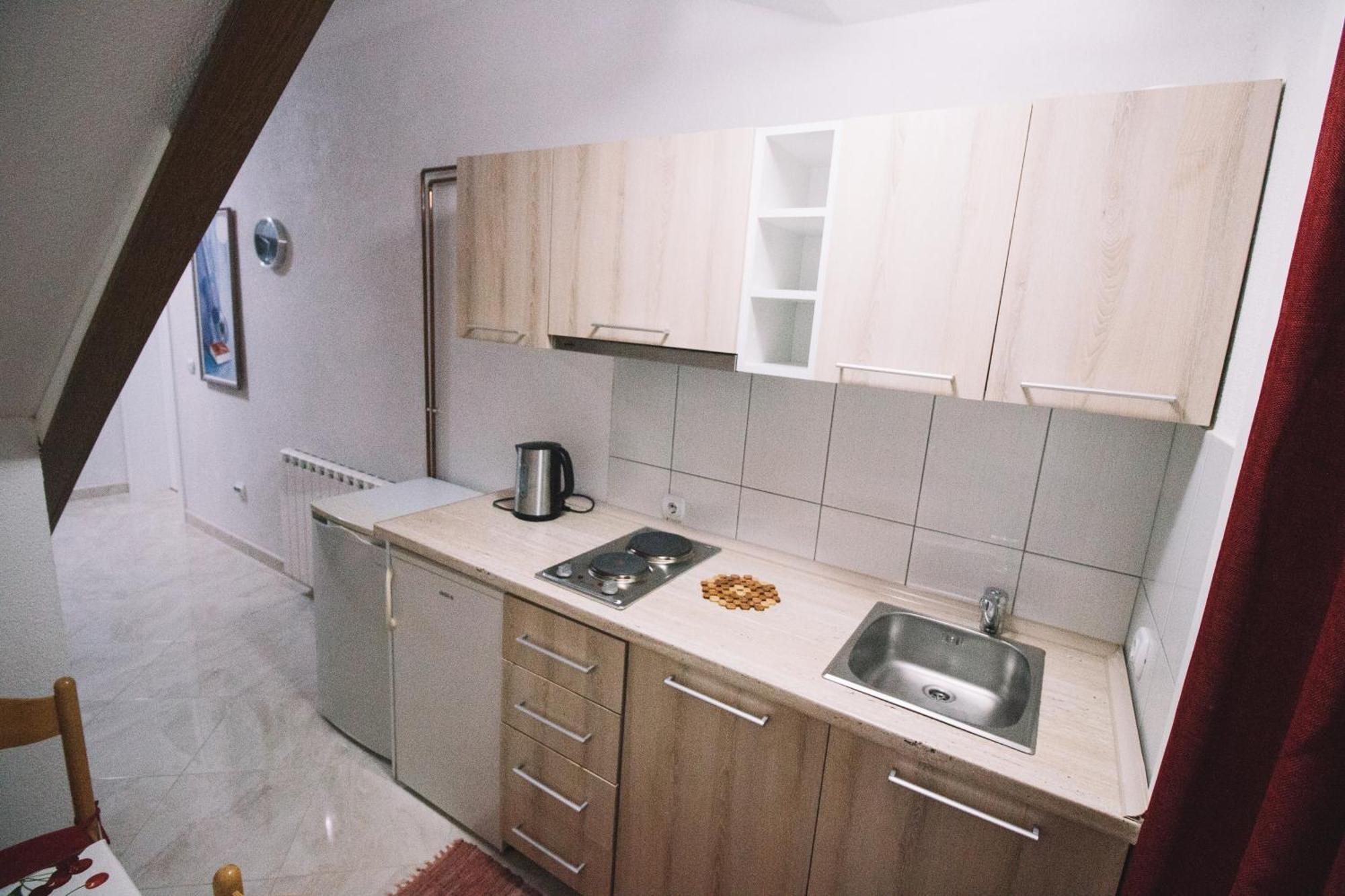 Apartments Hollaj Ulcinj Exterior photo
