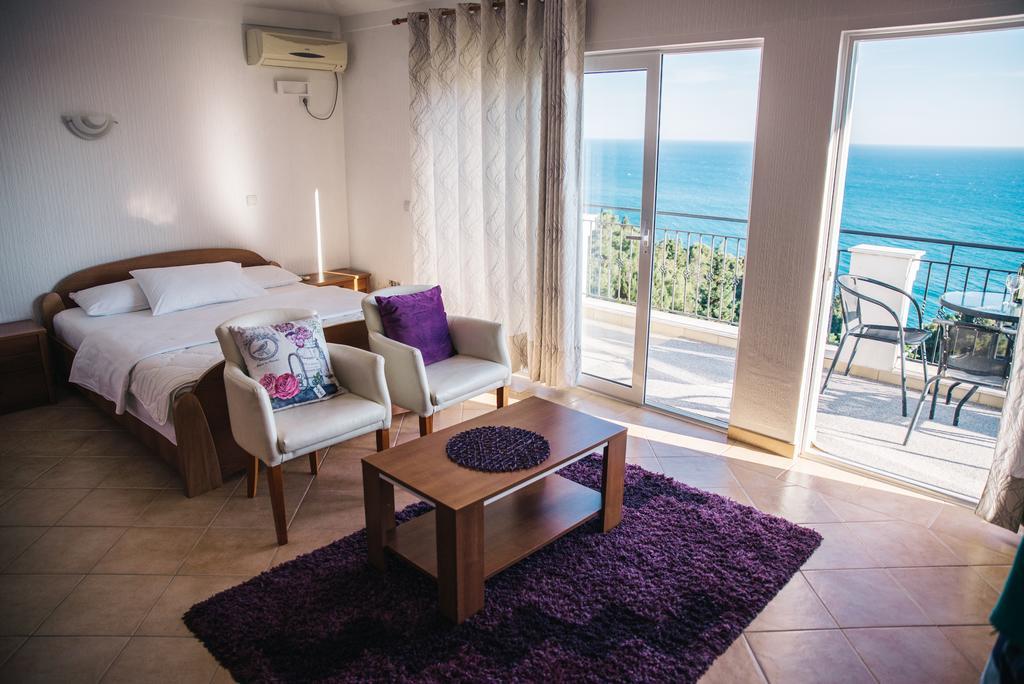 Apartments Hollaj Ulcinj Exterior photo