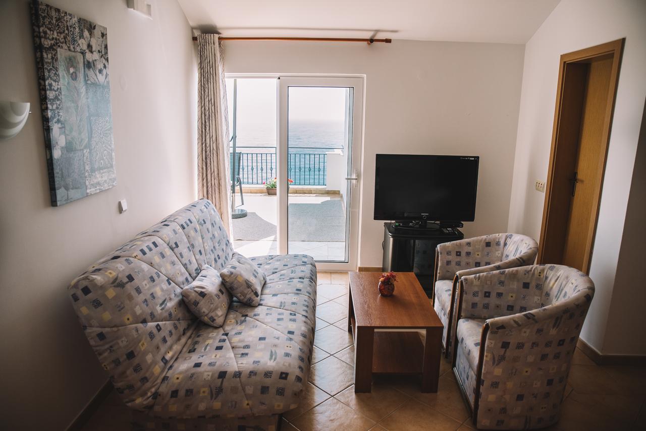 Apartments Hollaj Ulcinj Exterior photo