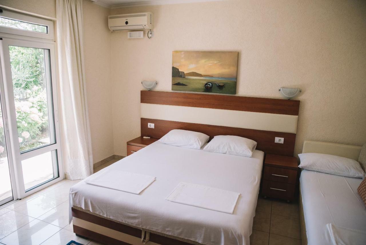Apartments Hollaj Ulcinj Exterior photo